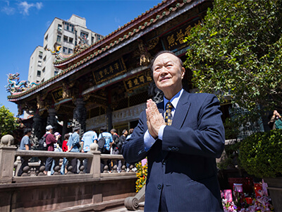 台北艋舺龍山寺董事長 黃書瑋